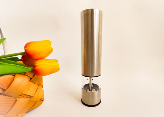 comprar Moinho de sal e pimenta de aço inoxidável de prata fácil de limpar peças removíveis moinho elétrico de sal e pimenta online manufacture