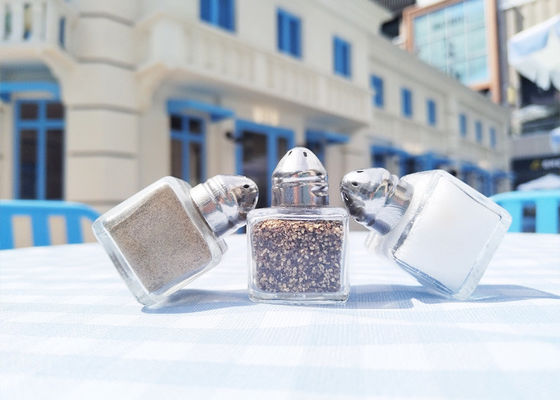 satın al 17ml Mutfak için Moda Makinesini ve Şekerini Şeker Metal Kapak Tuz, Biber, baharat için cam kavanoz online manufacture