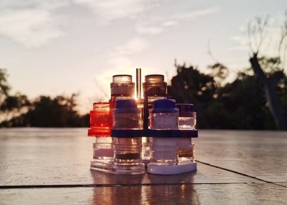 comprare Agitatori di plastica monouso di piccole dimensioni ricchi di colore usa e getta per la pulizia online manufacture