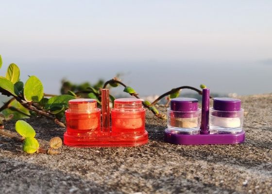 購入 塩と黒胡?? 調味料のための使い捨てプラスチックシェイカーは,時間を節約するポータブル online manufacture