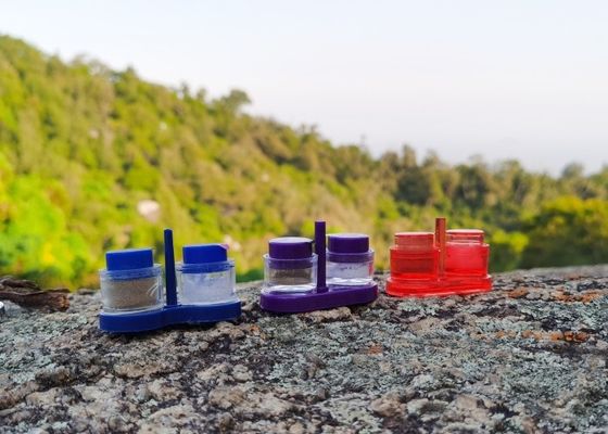 satın al Uçak tuzu ve karabiber baharatları için tek kullanımlık plastik shakerler online manufacture