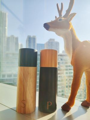 Beli Kualitas Tinggi 17cm Tinggi Garam dan Pepper Mill Keramik & Karet Kayu Konstruksi online manufacture