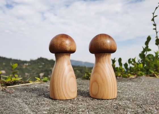 購入 キノコデザイン 塩と唐辛子磨き機 KRG-033 モデル セラミックコア 木製瓶 online manufacture
