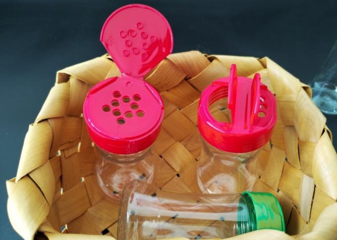 Plastic Spice Jars Butterfly Cap Double Open Flip Top Cap 1